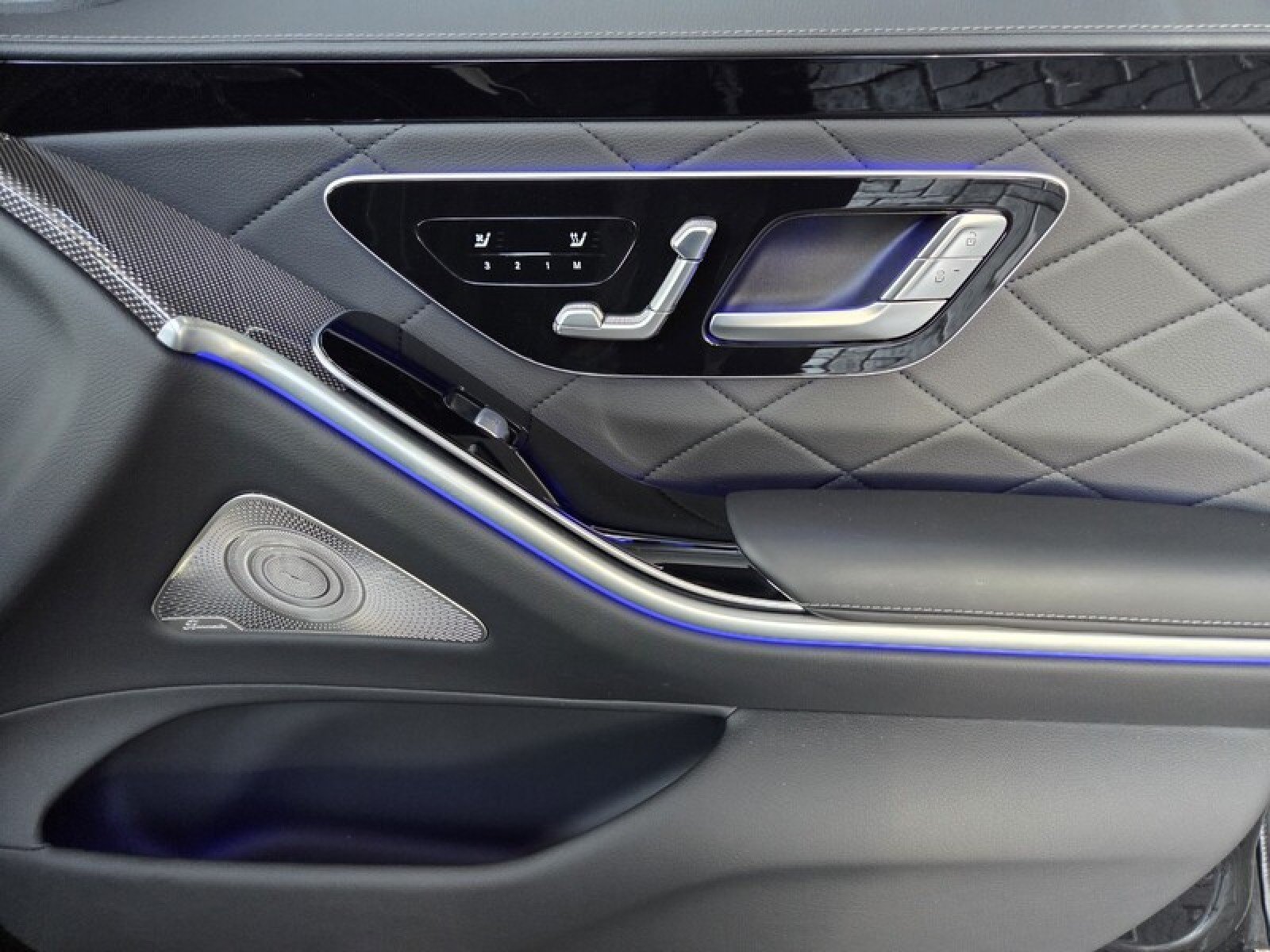 Certified 2025 Mercedes-Benz S 500 4MATIC image 22