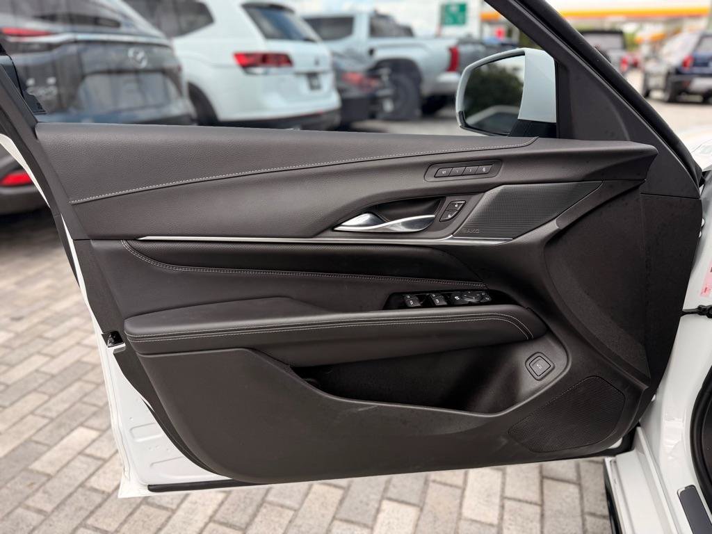 Used 2023 Cadillac CT4 V Blackwing w/ Technology Package RWD image 9