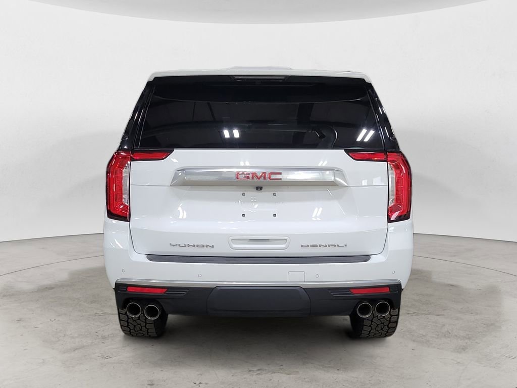 Used 2024 GMC Yukon XL Denali w/ Max Trailering Package image 4