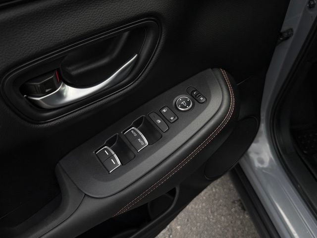 Used 2024 Honda HR-V Sport image 16