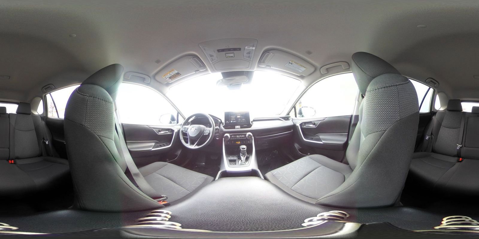 Used 2025 Toyota RAV4 XLE image 38