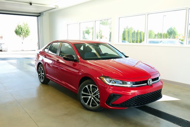 New 2025 Volkswagen Jetta Sport image 1