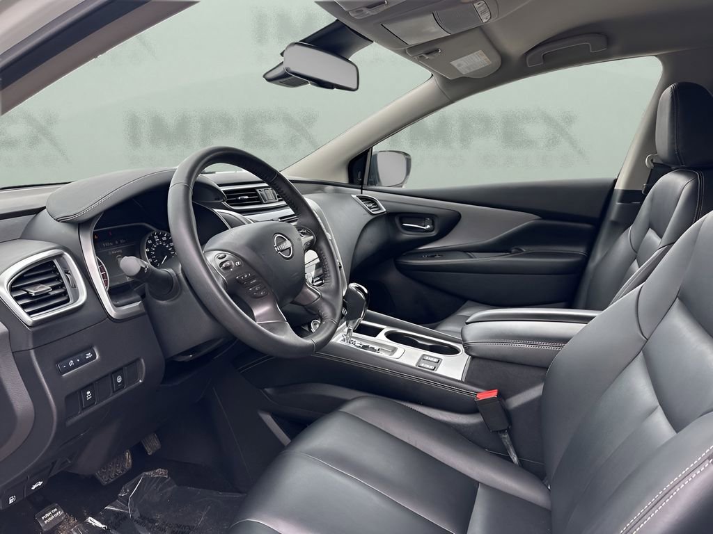 Used 2024 Nissan Murano SV w/ SV Midnight Edition Package FWD image 9