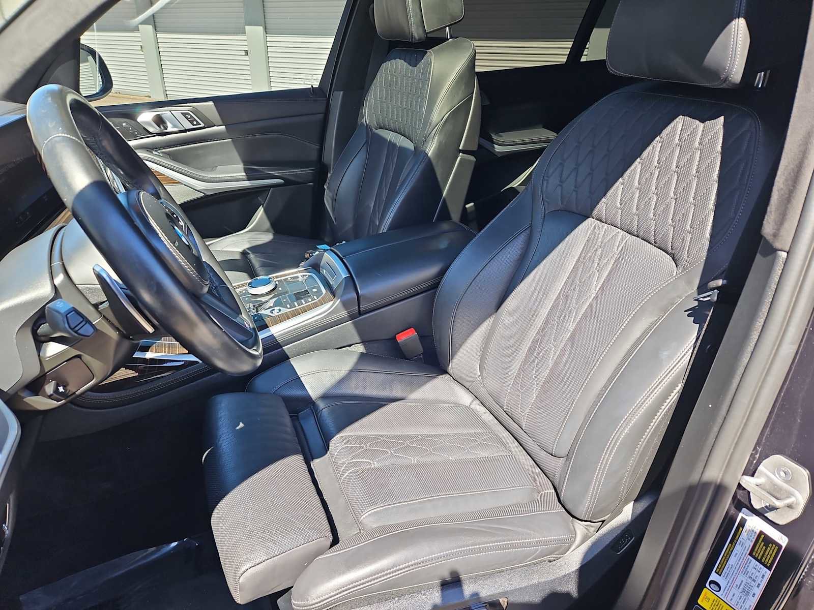 Used 2023 BMW X7 xDrive40i w/ Executive Package AWD/4WD image 19