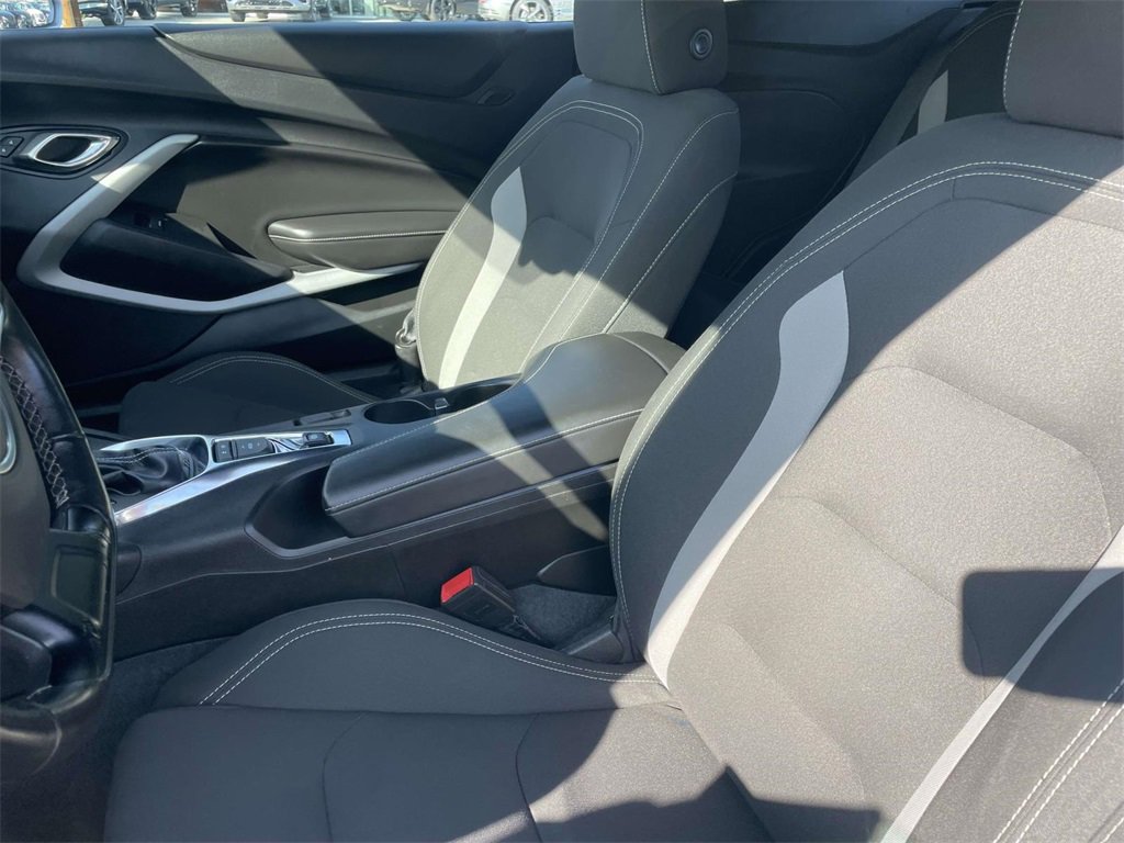 Used 2018 Chevrolet Camaro LT w/ RS Package image 19