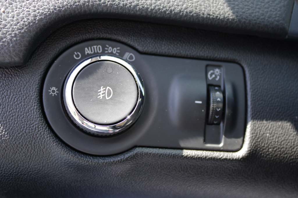 Used 2016 Buick Regal AWD image 13