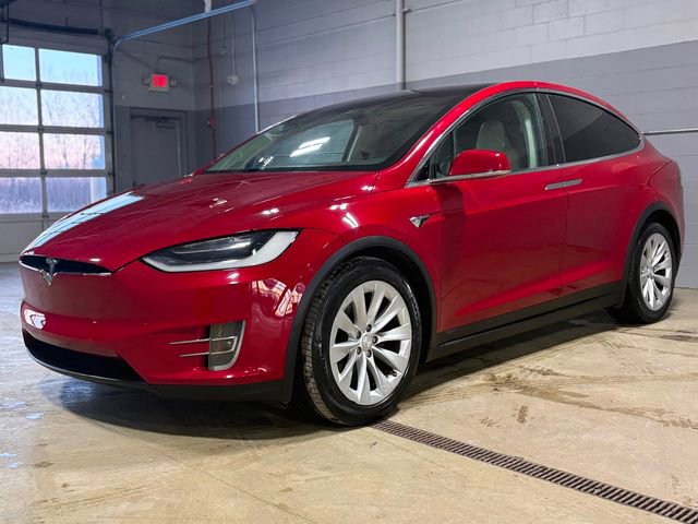 Used 2018 Tesla Model X 75D image 3