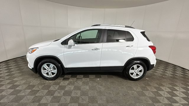 Used 2020 Chevrolet Trax LT w/ LT Convenience Package FWD image 5