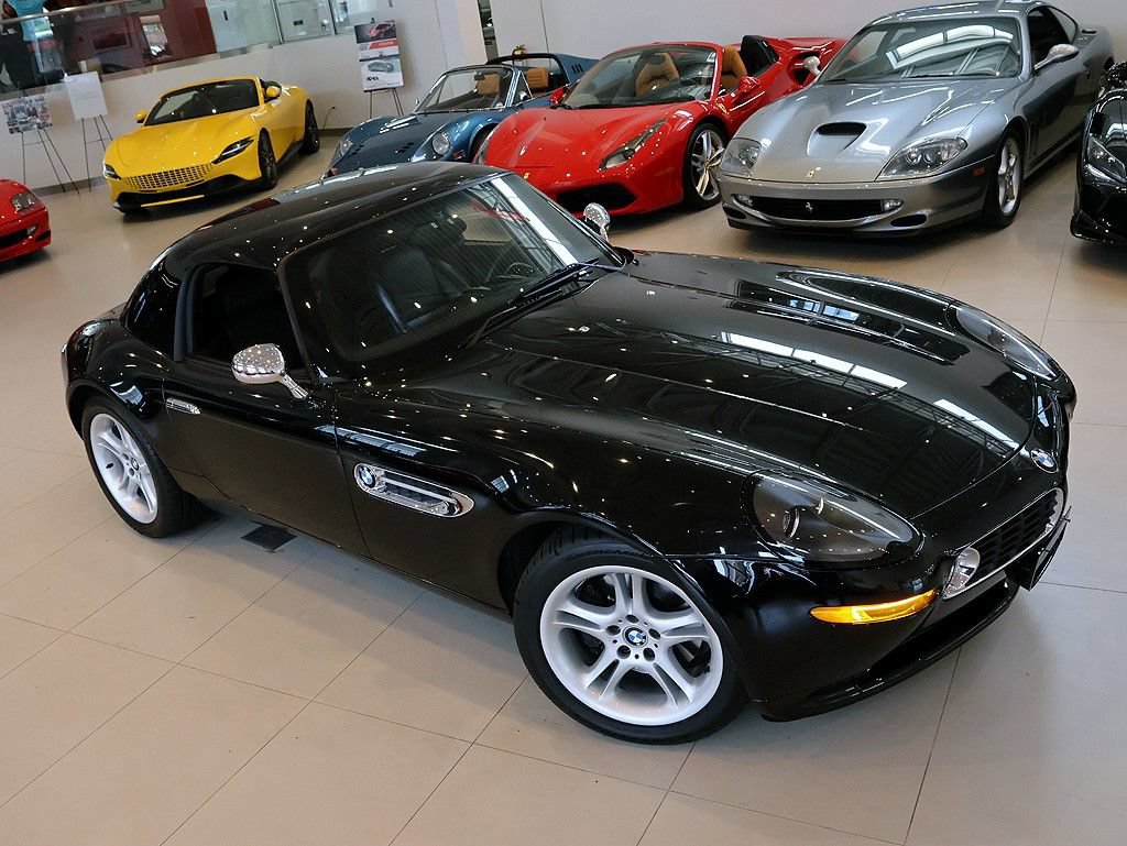 Used 2001 BMW Z8 RWD image 11