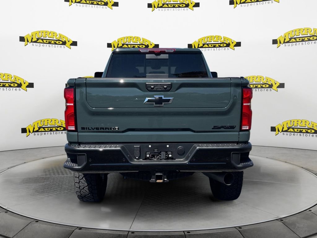 Used 2026 Chevrolet Silverado 2500 ZR2 AWD/4WD image 4