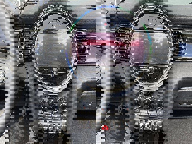 Used 2022 MINI Cooper S image 26