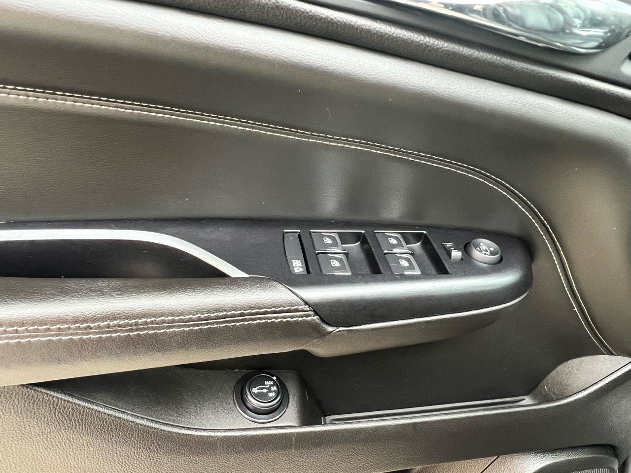 Used 2014 Cadillac SRX Luxury FWD image 21