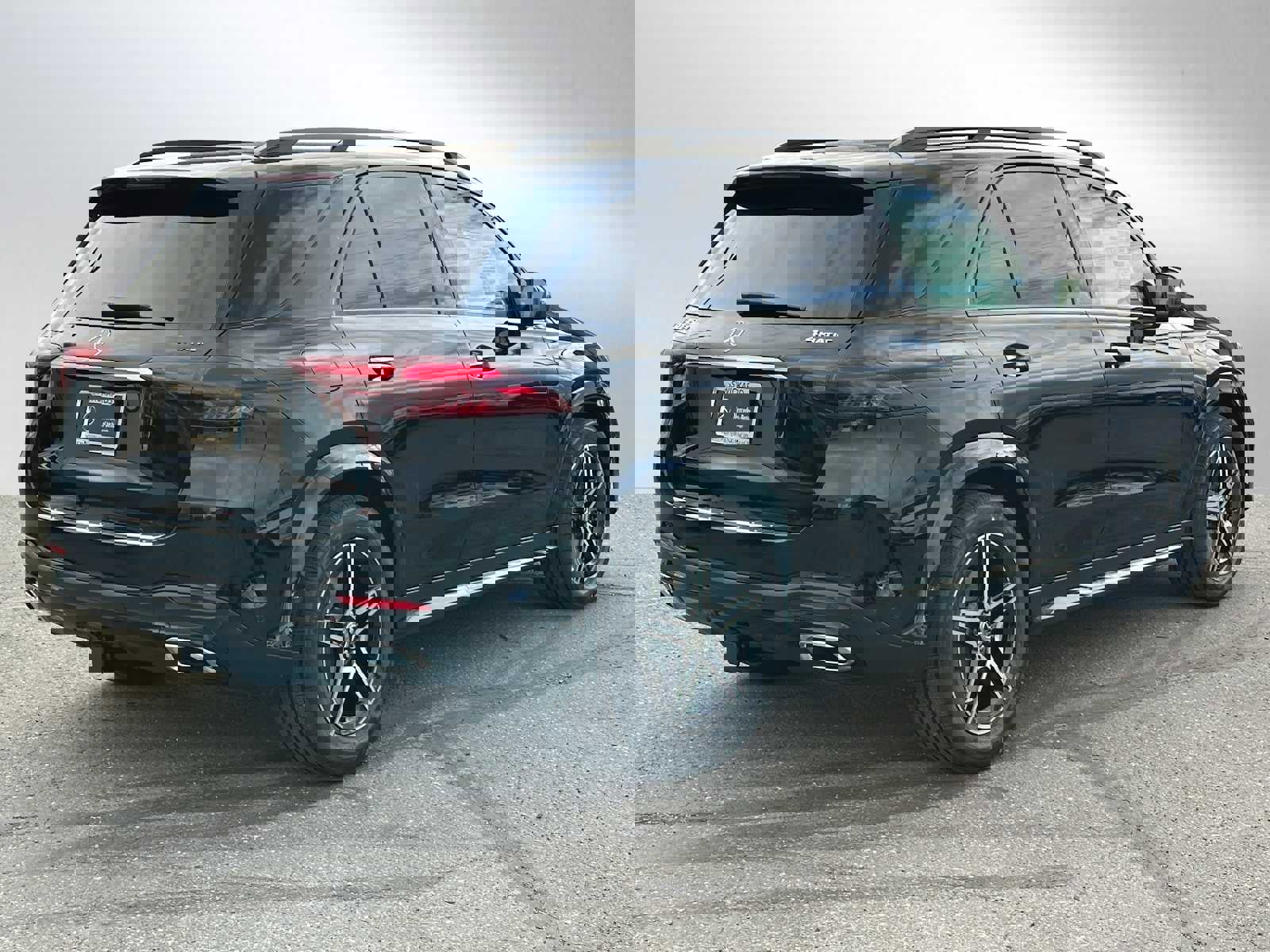 New 2026 Mercedes-Benz GLE 450 4MATIC image 3