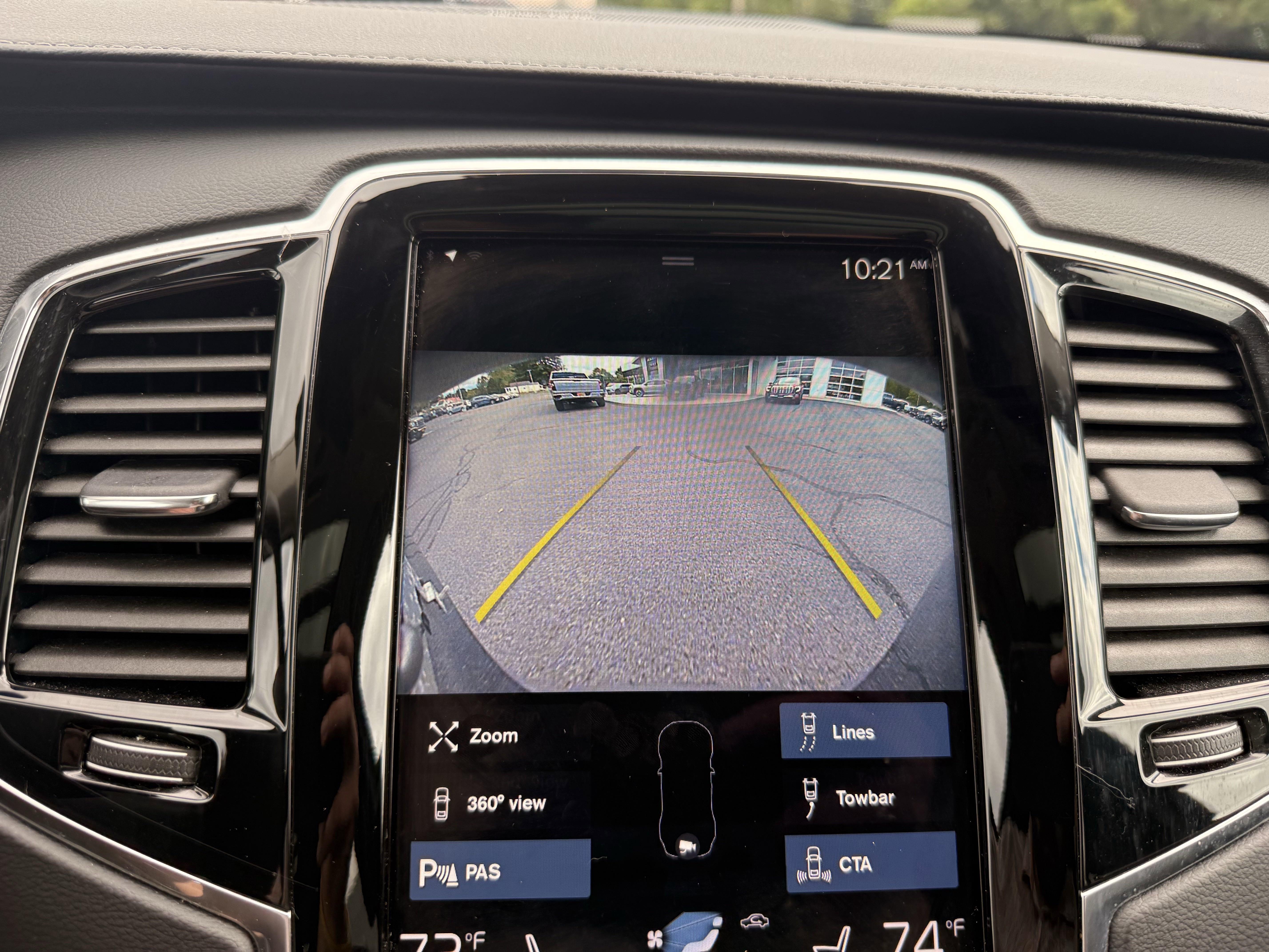 Used 2022 Volvo XC90 T8 Inscription image 17