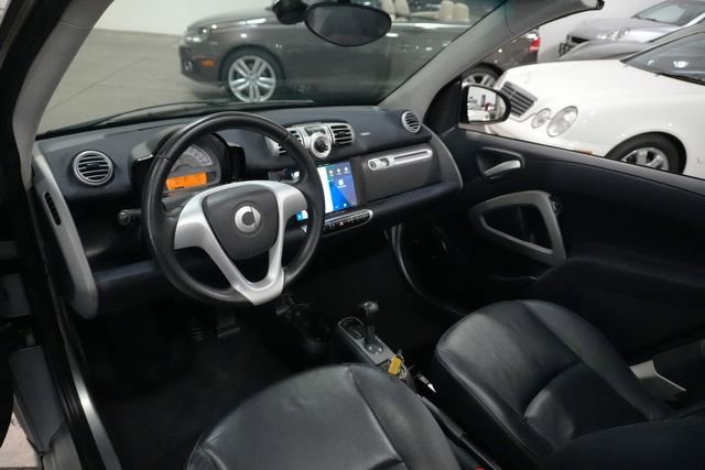 Used 2013 smart fortwo passion image 15