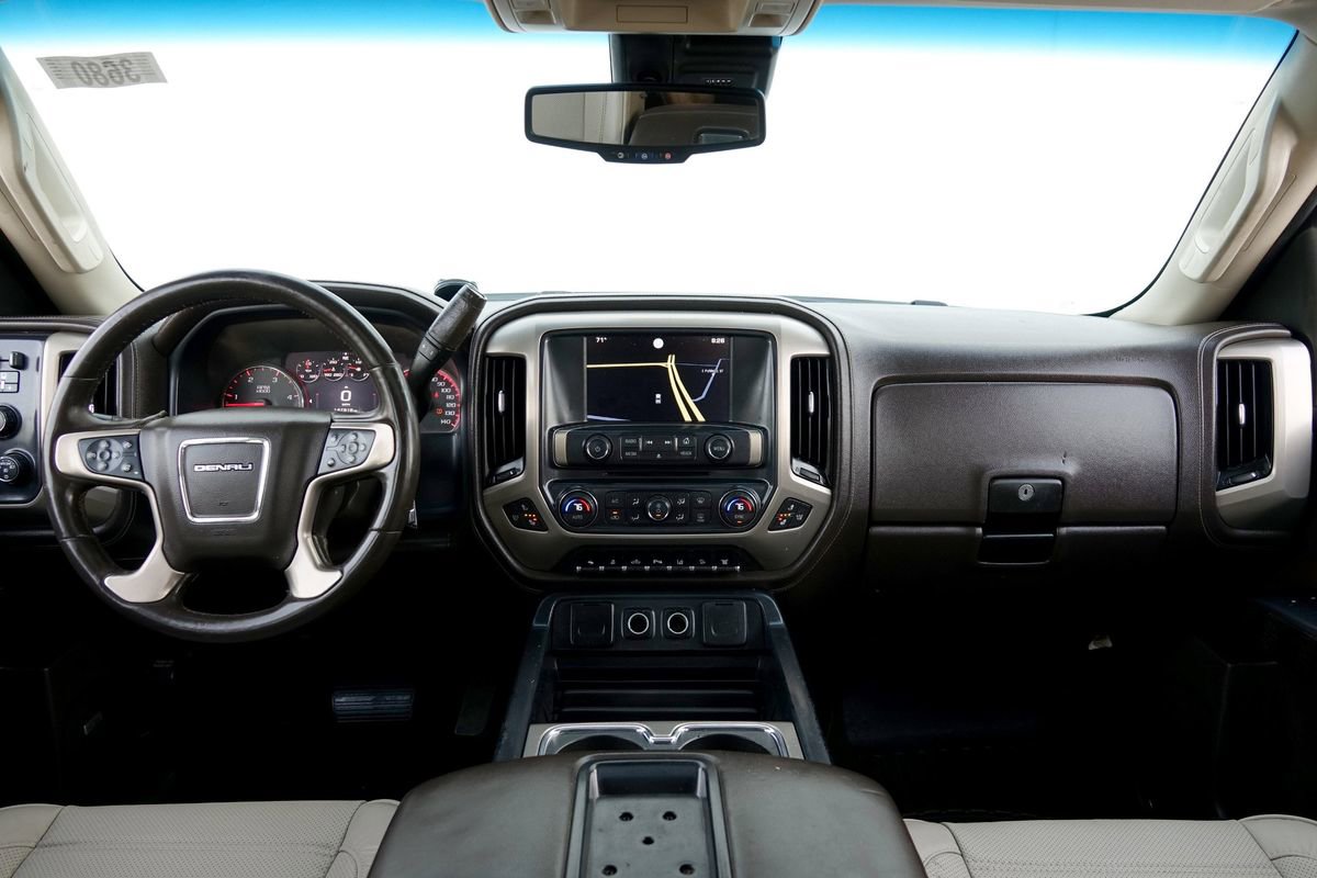 Used 2015 GMC Sierra 2500 Denali w/ Duramax Plus Package AWD/4WD image 34