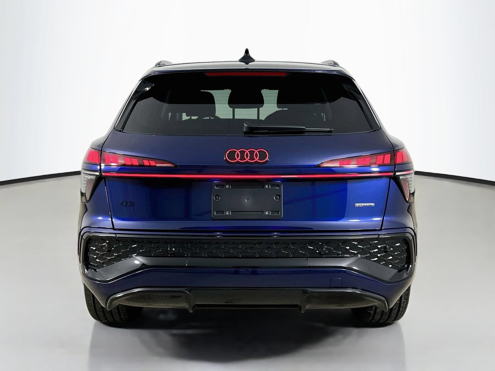 New 2026 Audi Q3 quattro 2.0T AWD/4WD image 6