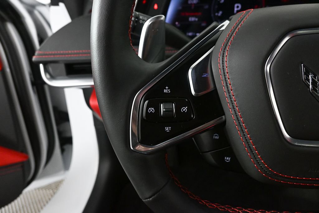 Used 2022 Chevrolet Corvette Stingray Premium Cpe w/ Z51 Performance Package image 10