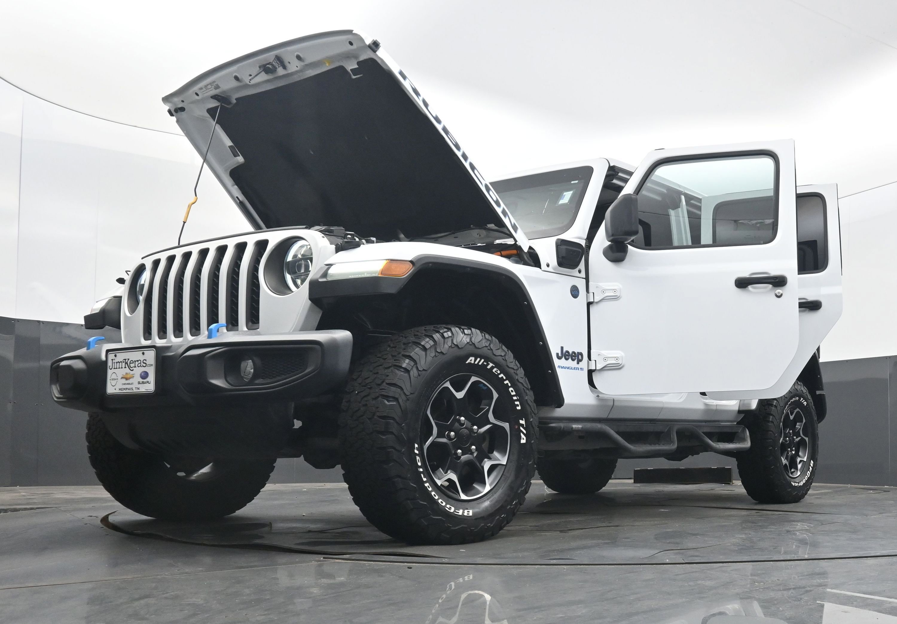 Used 2023 Jeep Wrangler Unlimited Rubicon 4xe w/ Cold Weather Group image 44