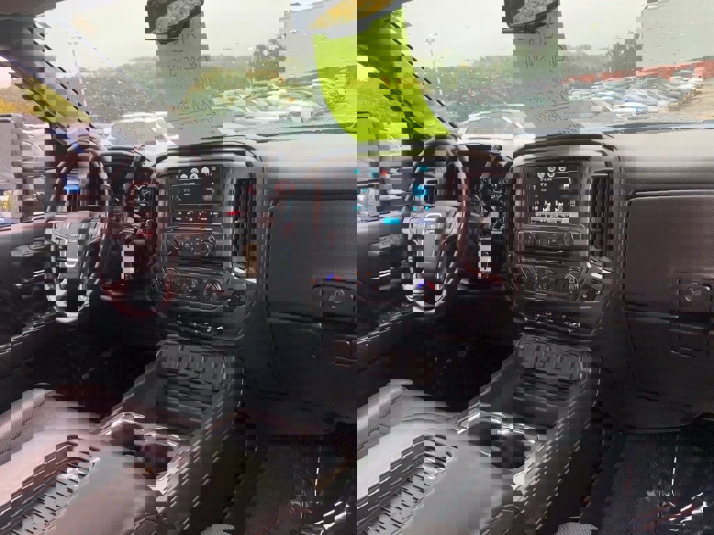 Used 2018 GMC Sierra 2500 SLT w/ Duramax Plus Package image 18