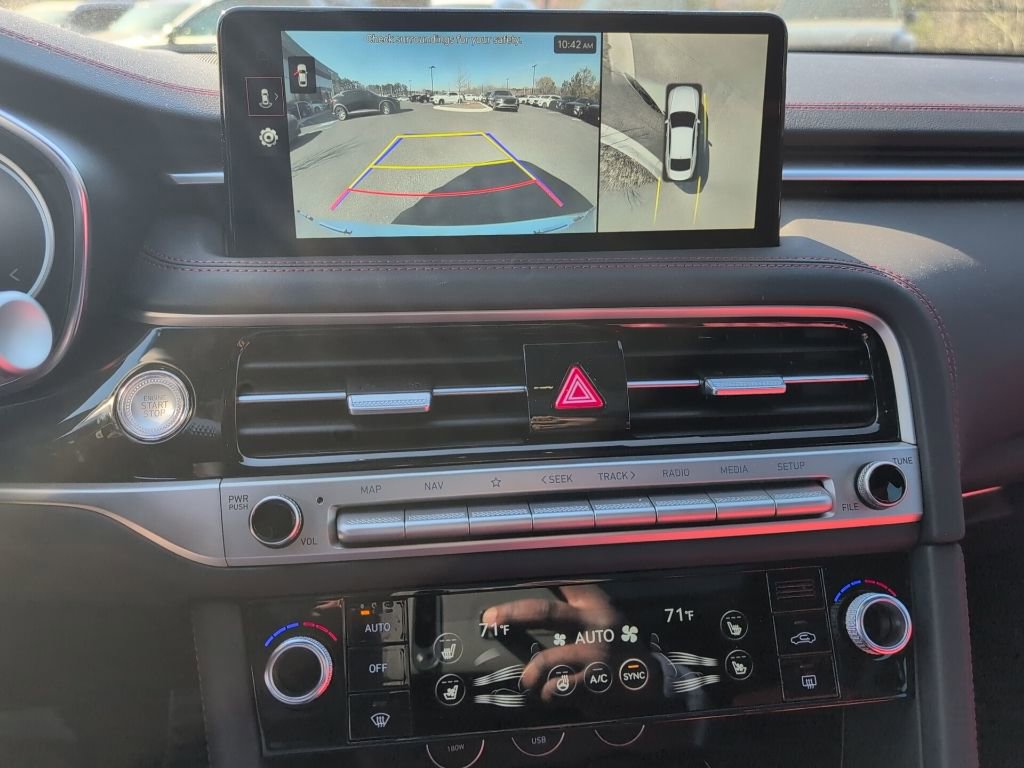 Used 2026 Genesis G70 3.3T Sport Prestige image 13