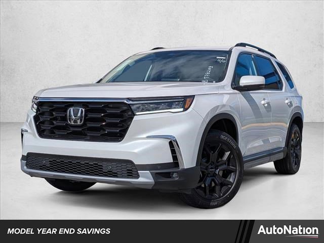 New 2025 Honda Pilot Touring image 1