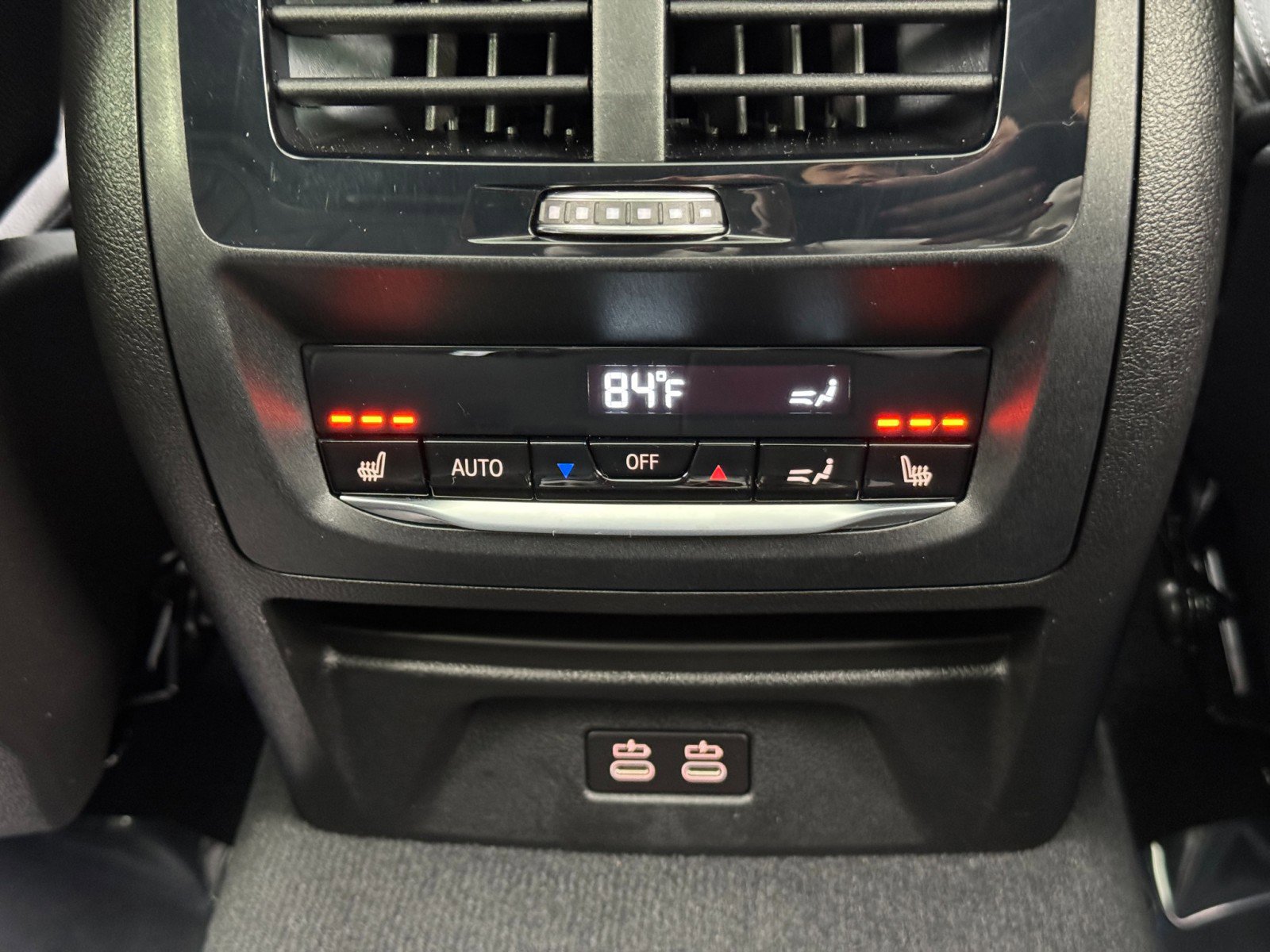 Used 2021 BMW X3 xDrive30e w/ Executive Package image 37