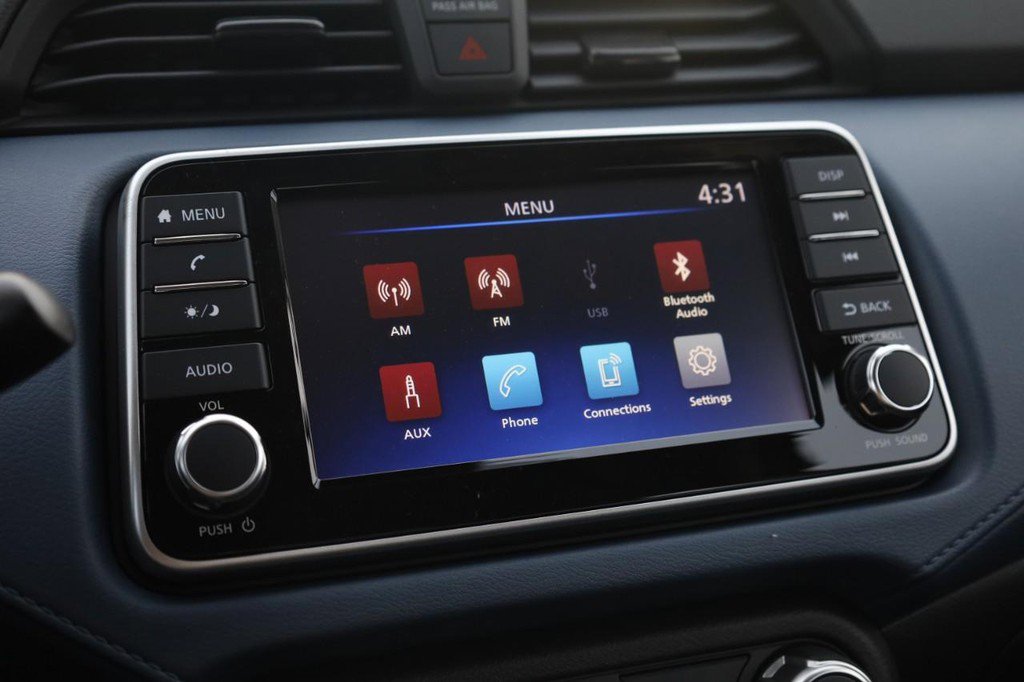 New 2025 Nissan Versa SV w/ Trunk Package image 10