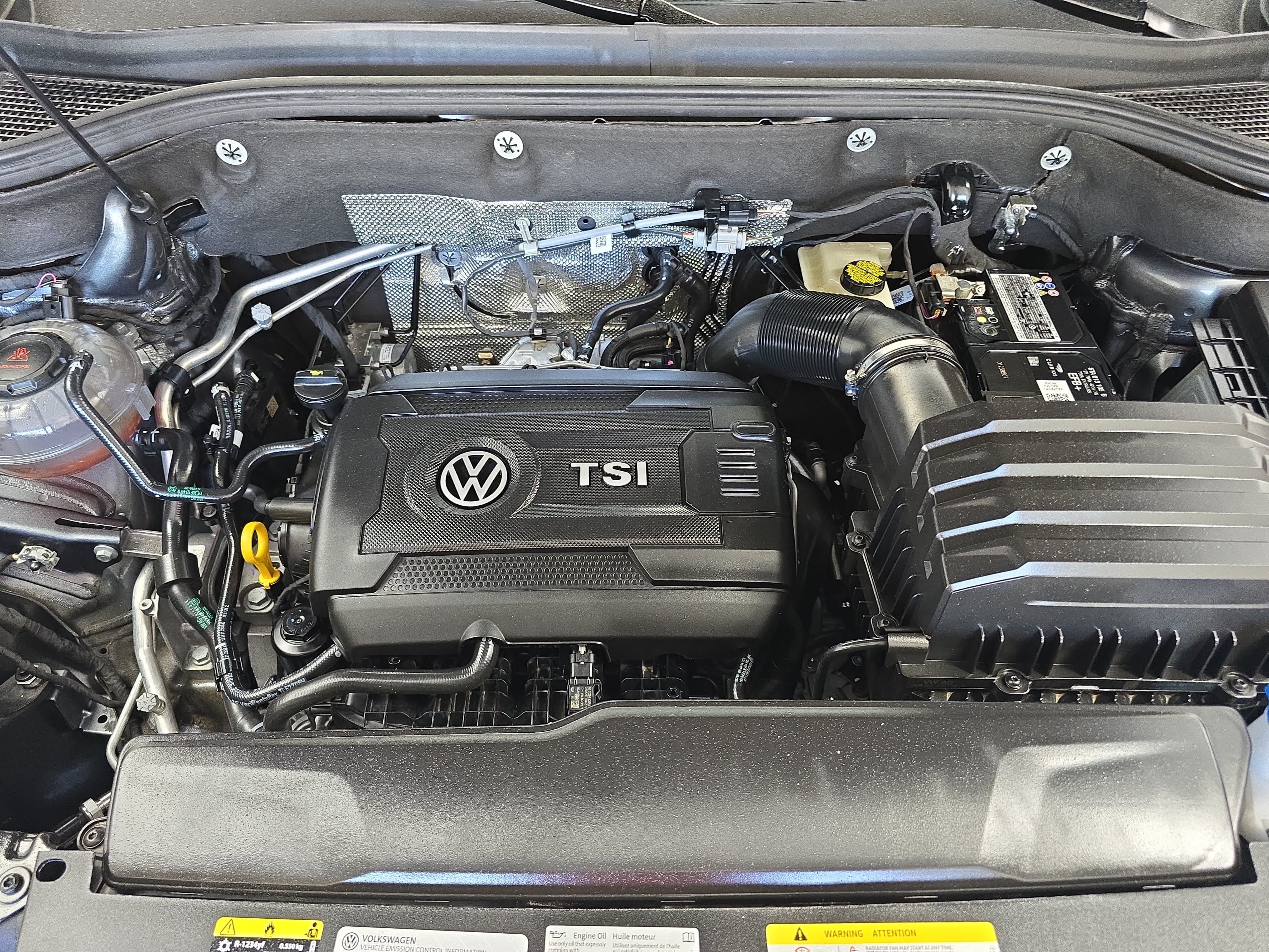 Certified 2023 Volkswagen Atlas Cross Sport SE AWD/4WD image 30