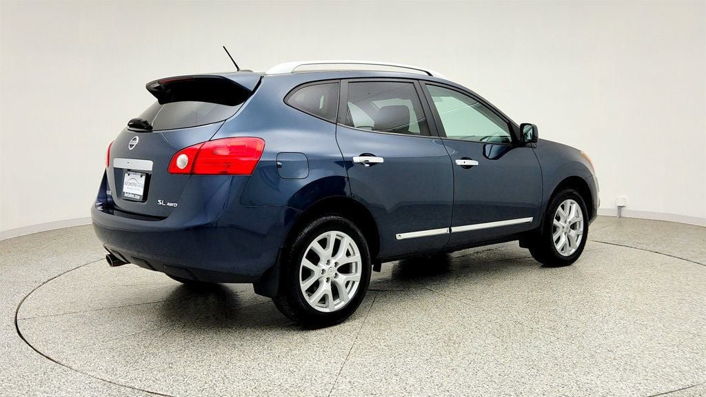 Used 2013 Nissan Rogue SL AWD/4WD image 5