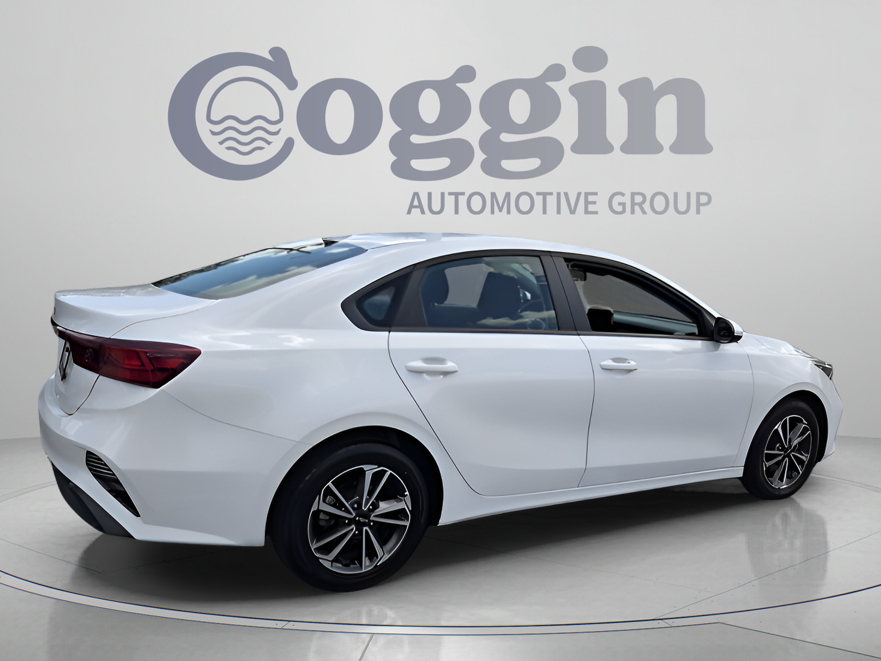 Used 2024 Kia Forte LXS FWD image 5