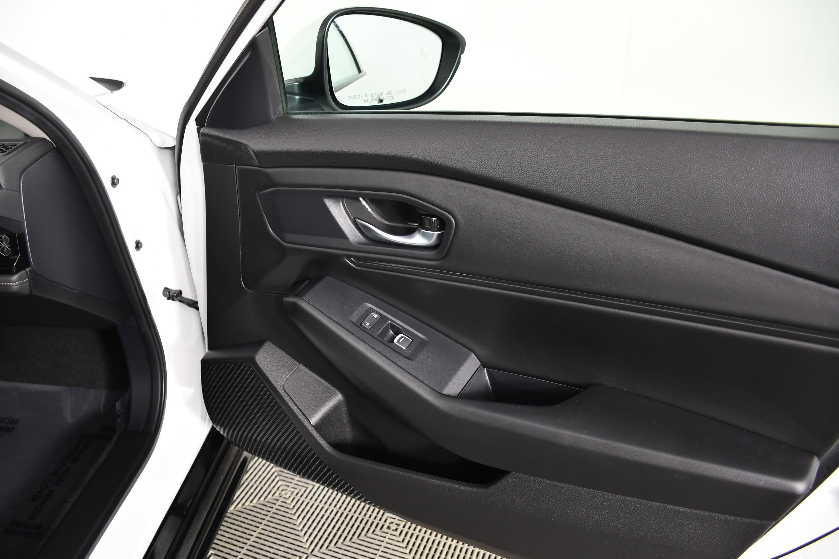 Certified 2025 Honda Accord EX-L image 40