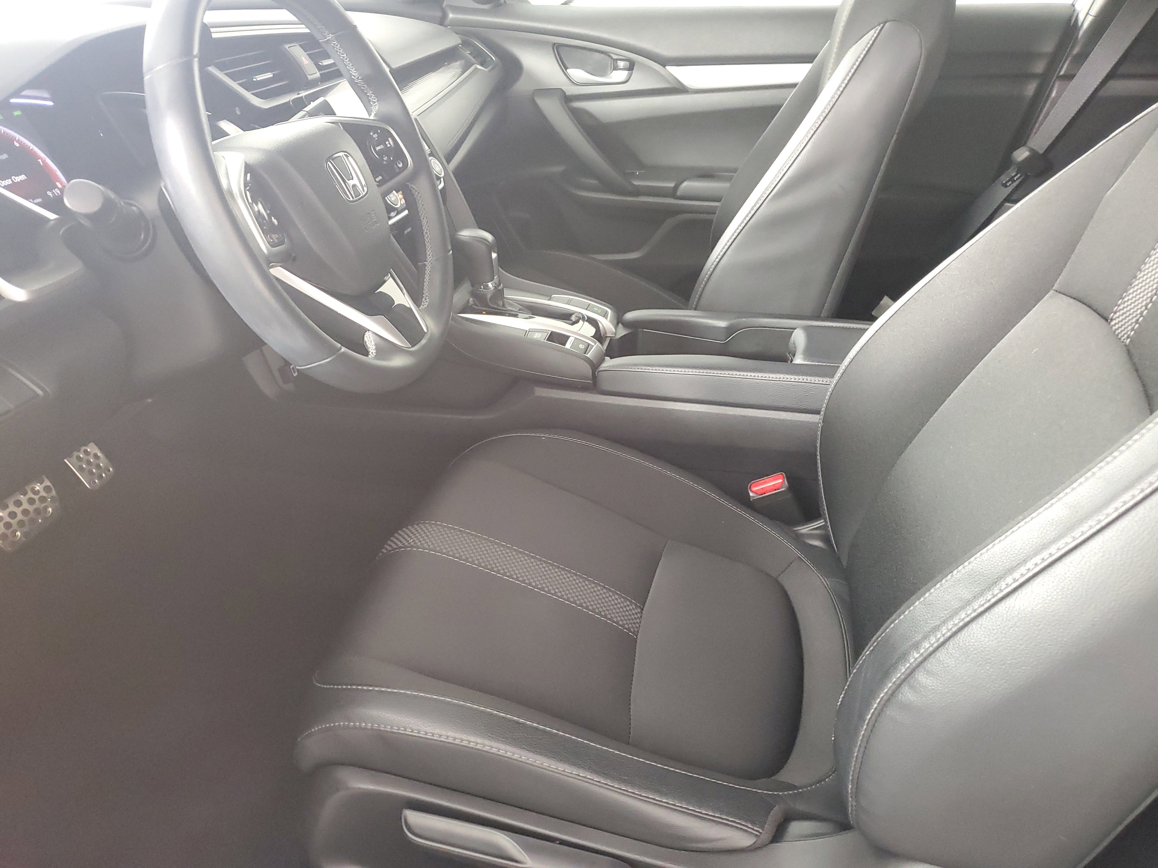 Used 2019 Honda Civic Sport image 11