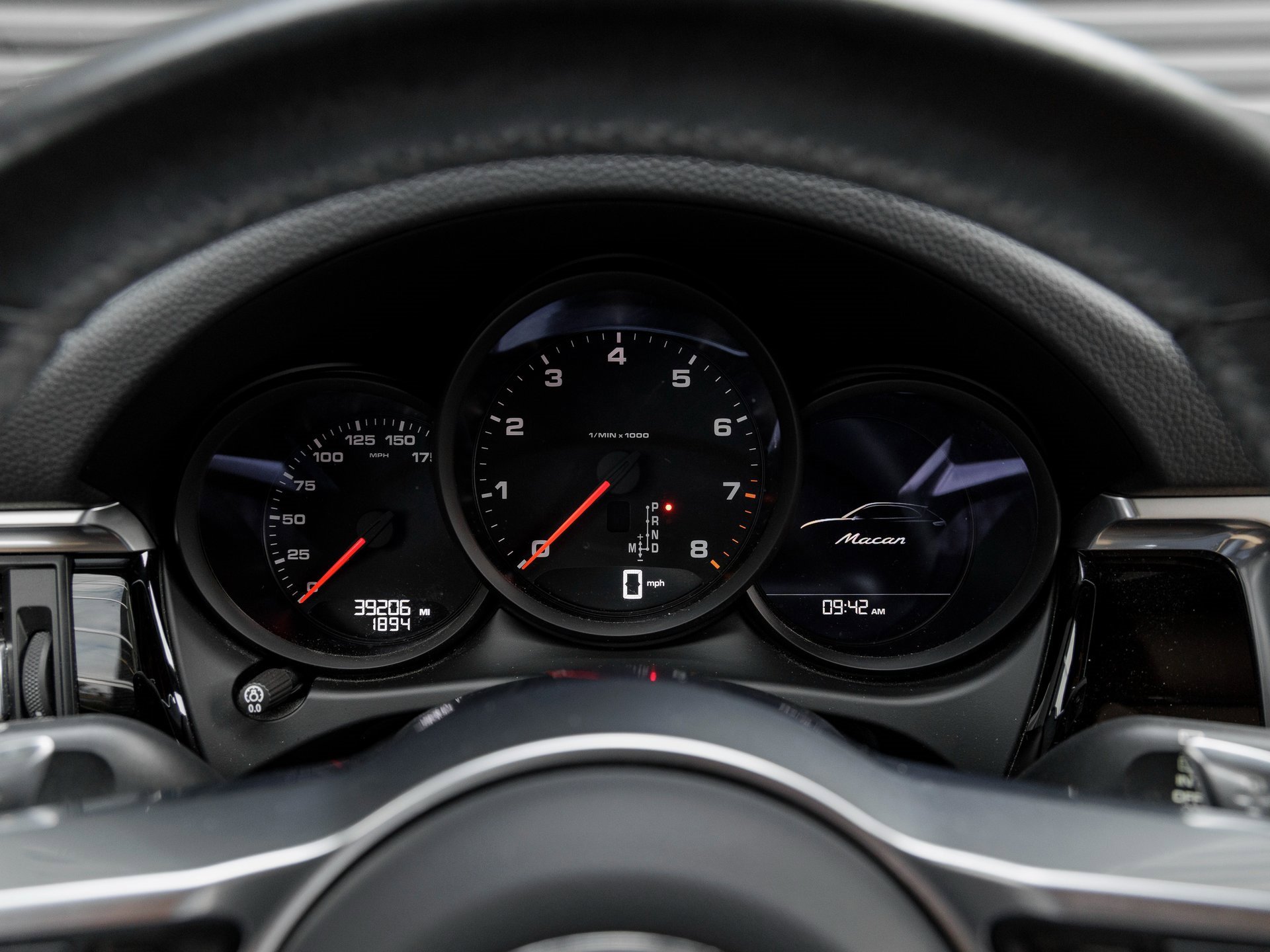 Used 2021 Porsche Macan image 17