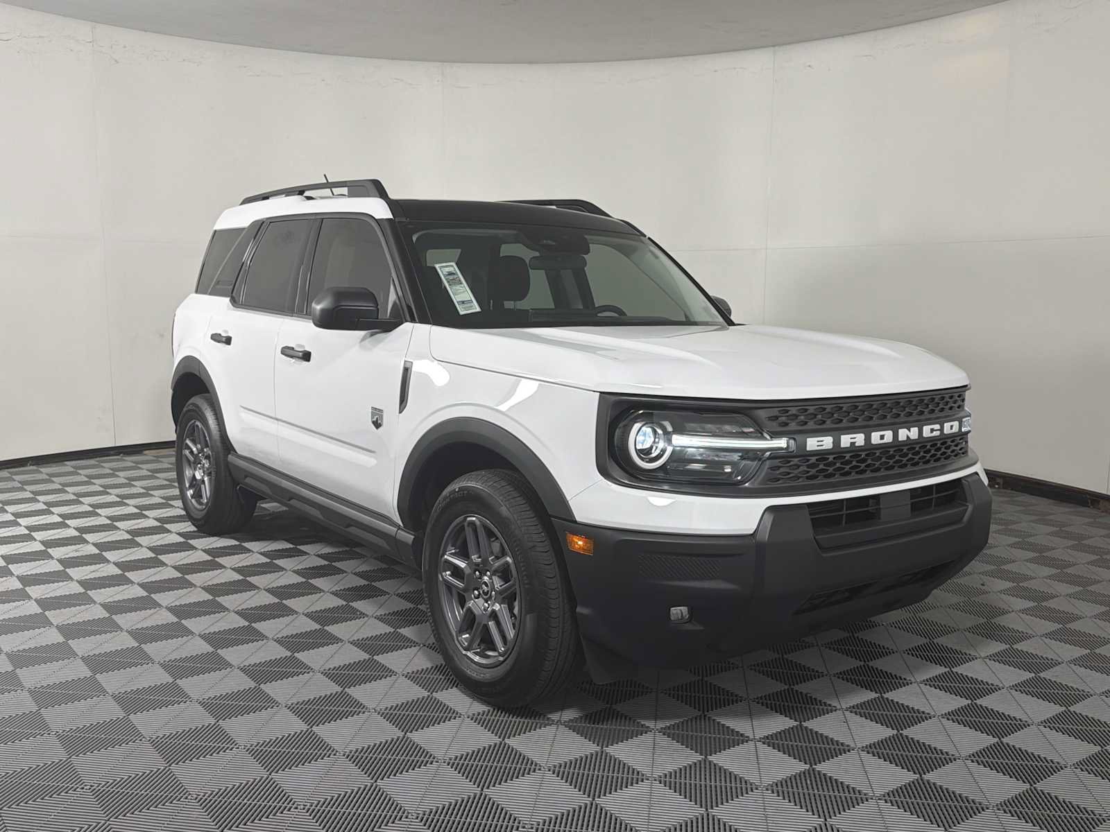 Used 2025 Ford Bronco Sport Big Bend w/ Convenience Package AWD/4WD image 1