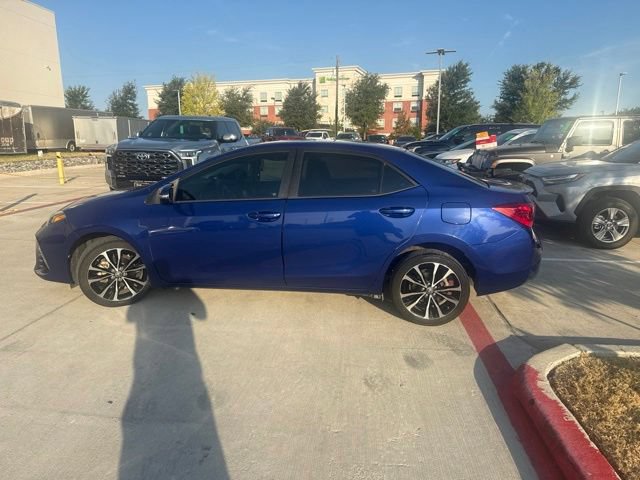 Used 2017 Toyota Corolla SE FWD image 6