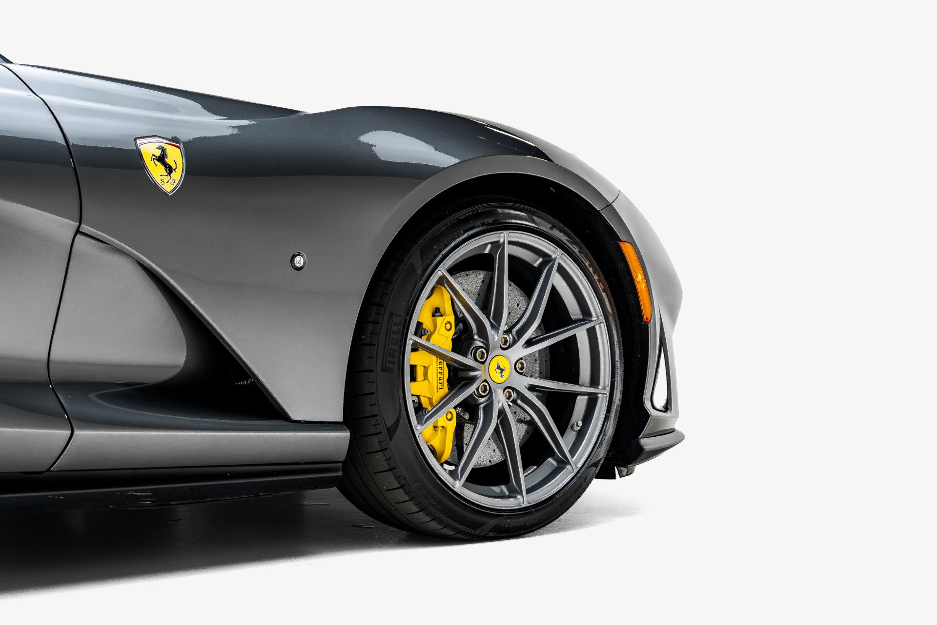 Used 2019 Ferrari 812 Superfast RWD image 14