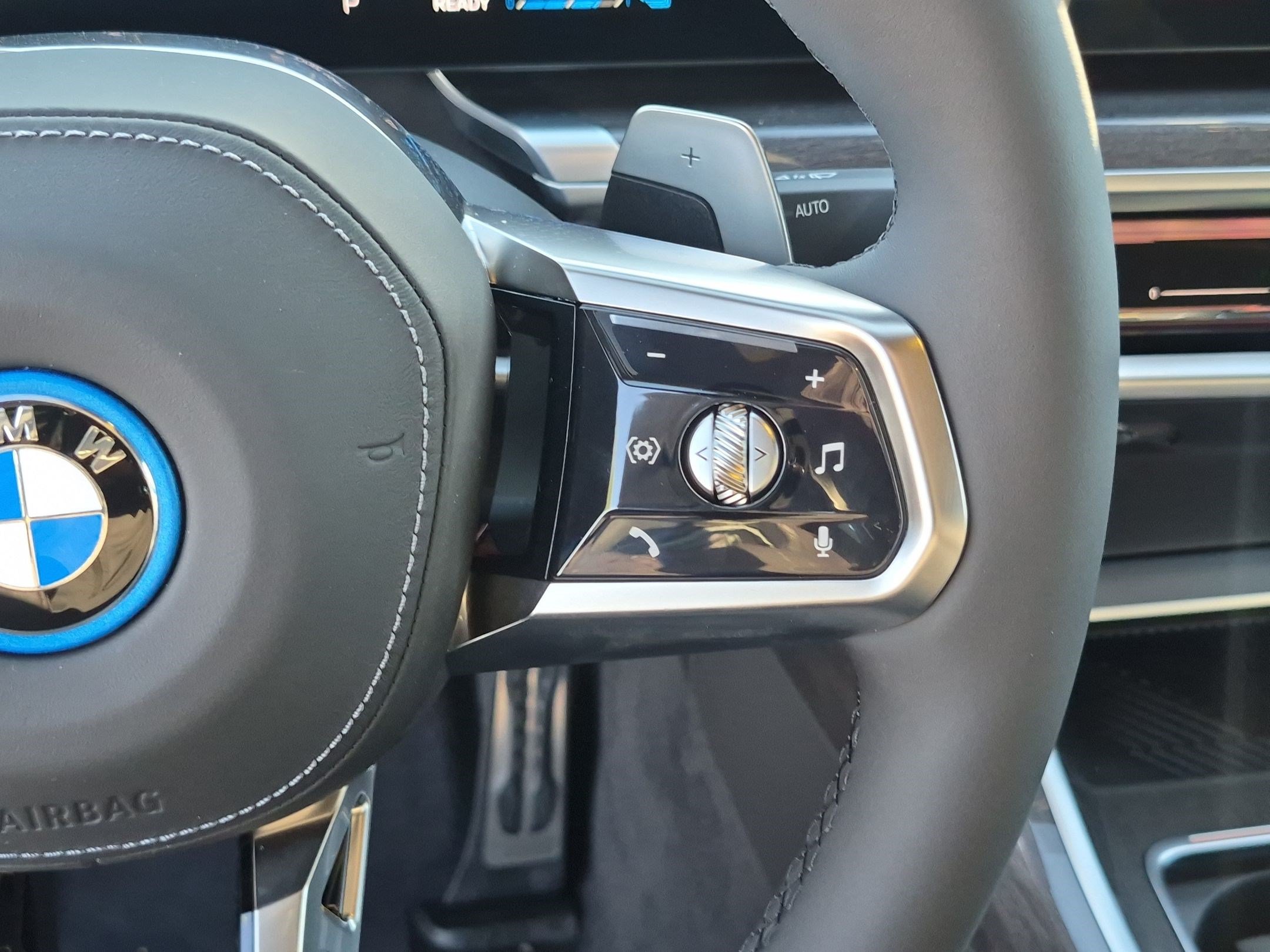 New 2026 BMW 750e xDrive w/ Premium Package AWD/4WD image 20