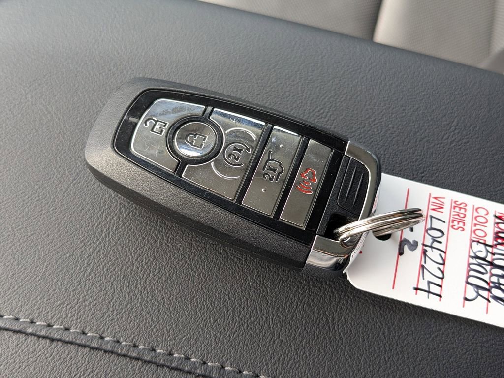 Used 2025 Lincoln Navigator Reserve AWD/4WD image 31