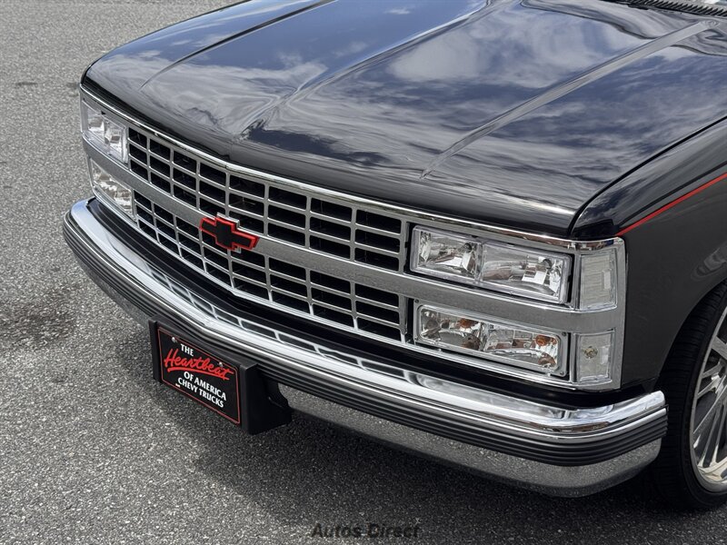 Used 1991 Chevrolet Silverado 1500 2WD Regular Cab image 2