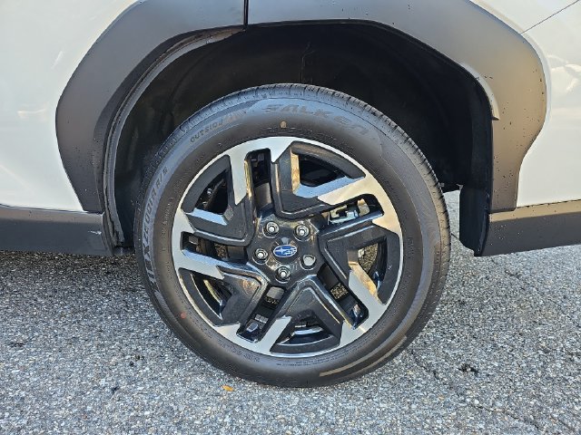 Used 2025 Subaru Forester Limited AWD/4WD image 23