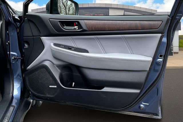 Used 2018 Subaru Outback 2.5i Limited w/ Popular Package #2 image 19