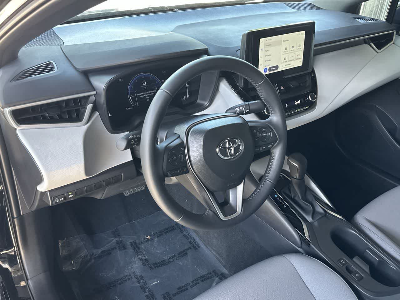 Used 2026 Toyota Corolla SE FWD image 13