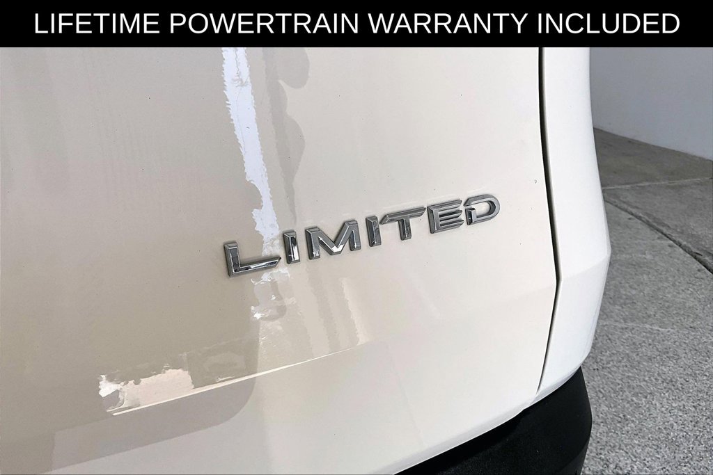 Used 2024 Toyota Grand Highlander AWD image 42