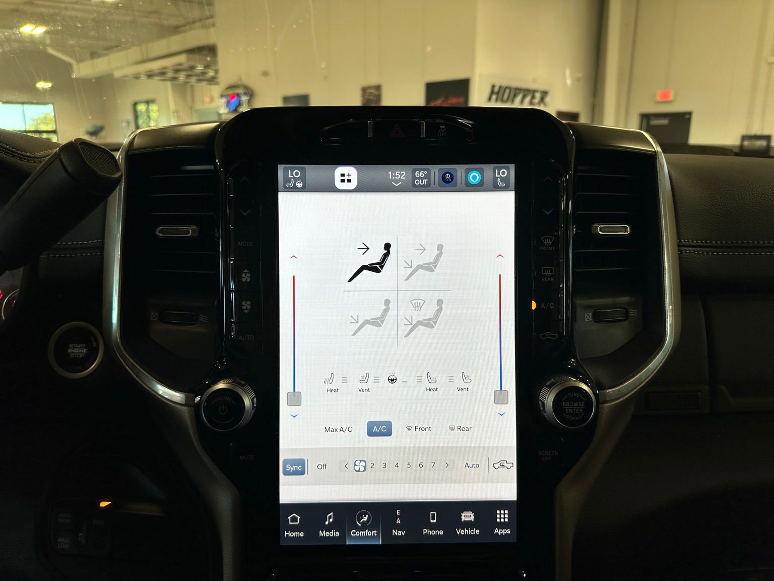 Used 2024 RAM 3500 Laramie image 27