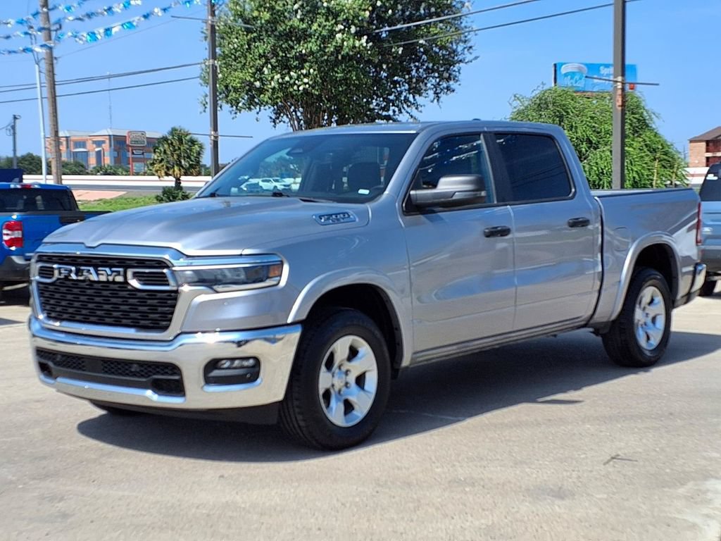 Used 2025 RAM 1500 Big Horn AWD/4WD image 4