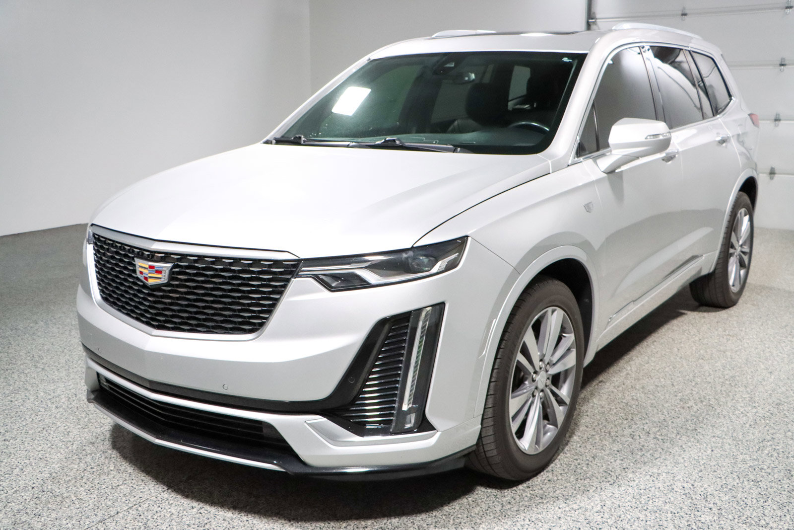 Used 2020 Cadillac XT6 Premium Luxury image 35