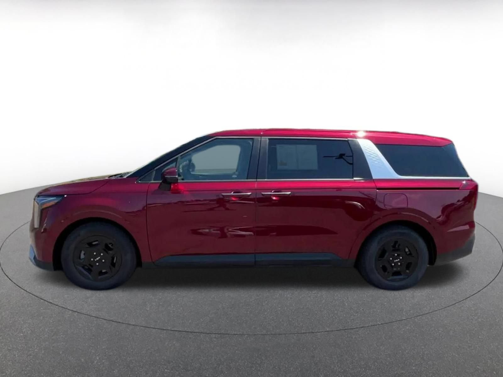 Used 2026 Kia Carnival FWD image 7