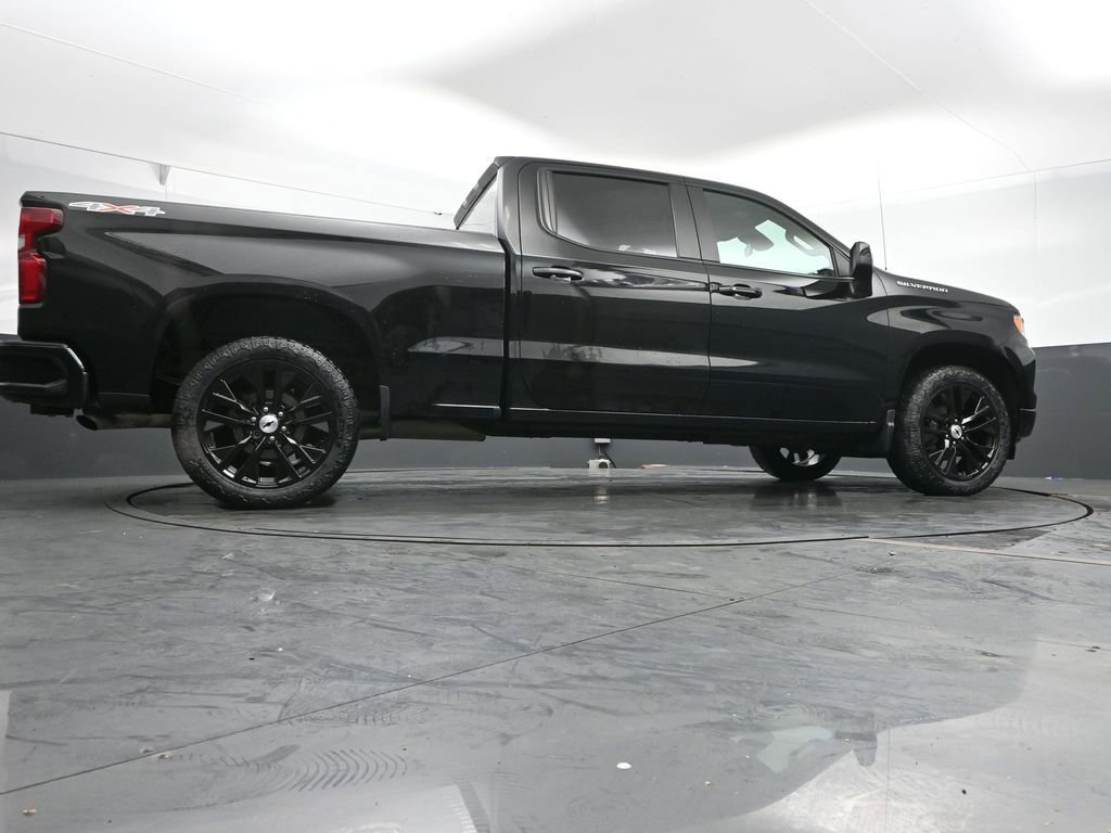Used 2023 Chevrolet Silverado 1500 RST AWD/4WD image 44