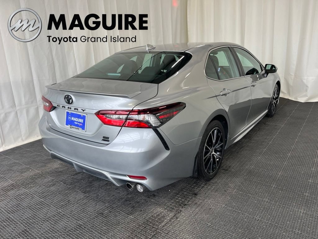 Used 2024 Toyota Camry SE AWD/4WD image 31